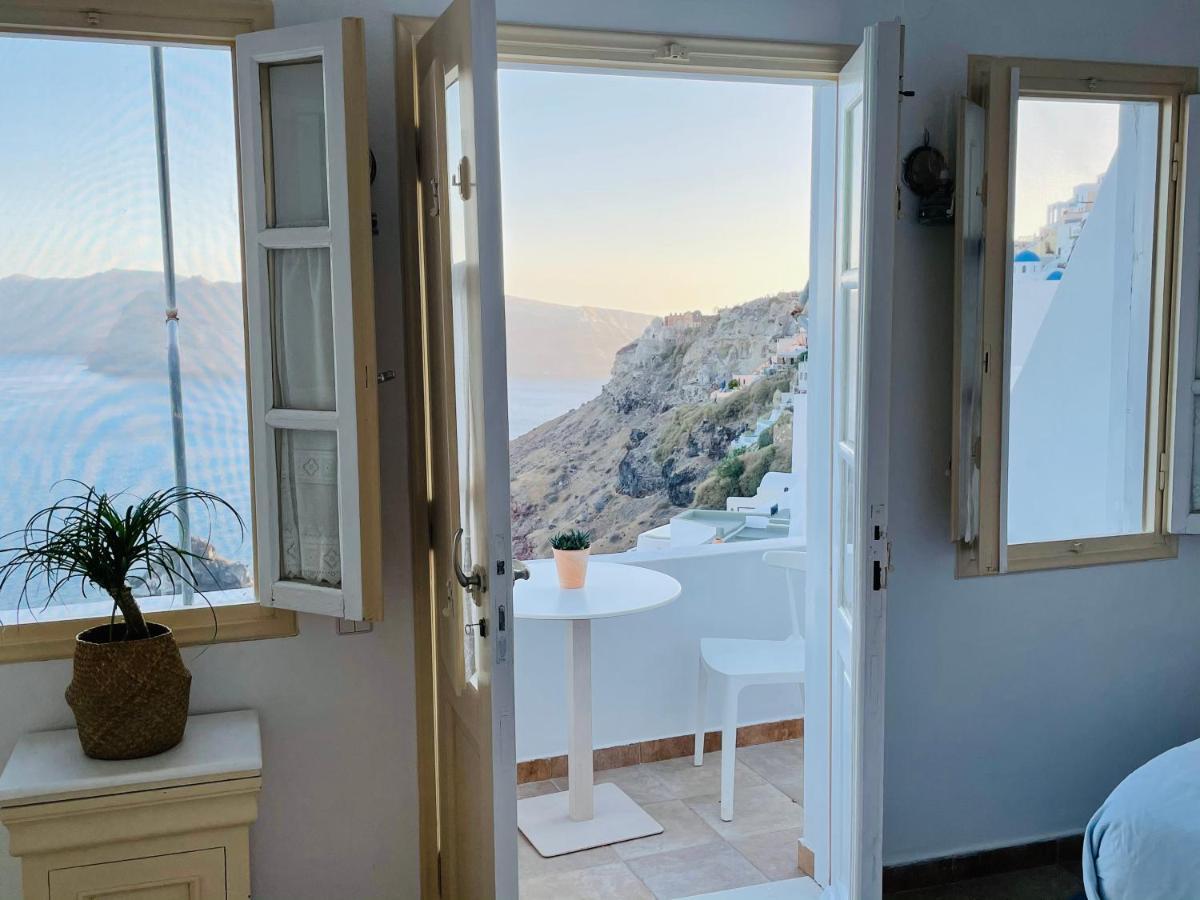 Blue Sky Cave House Villa Oia  Bagian luar foto
